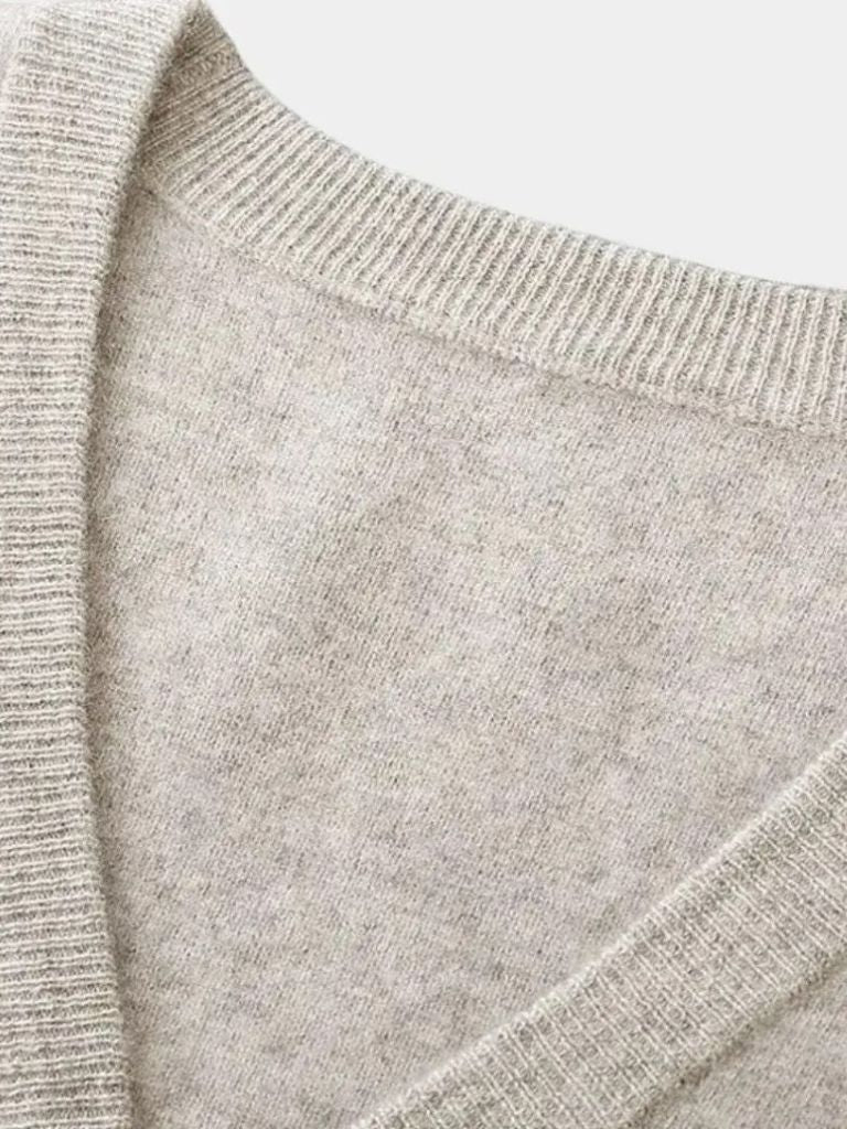 100% Merino Wool V Neck Knitwear Cardigan Sweater - Nordwr