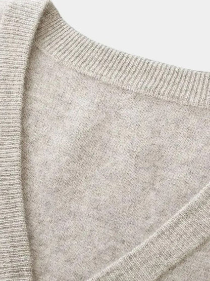 100% Merino Wool V Neck Knitwear Cardigan Sweater - Nordwr