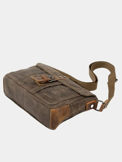 Balmoral Courier Transversal Bag - Nordwr