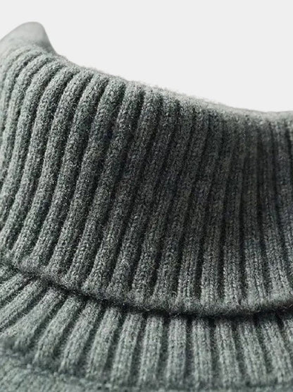 100% Merino Wool Turtleneck Sweater - Nordwr