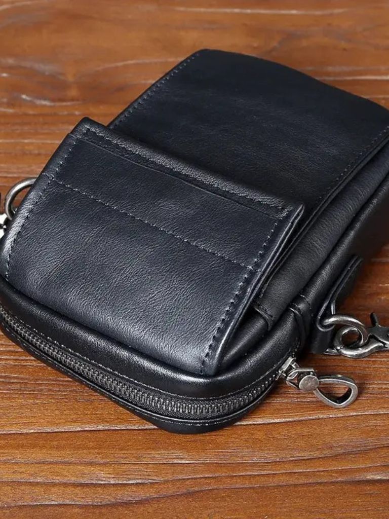 Essential Small Leather Shoulder Bag - Nordwr