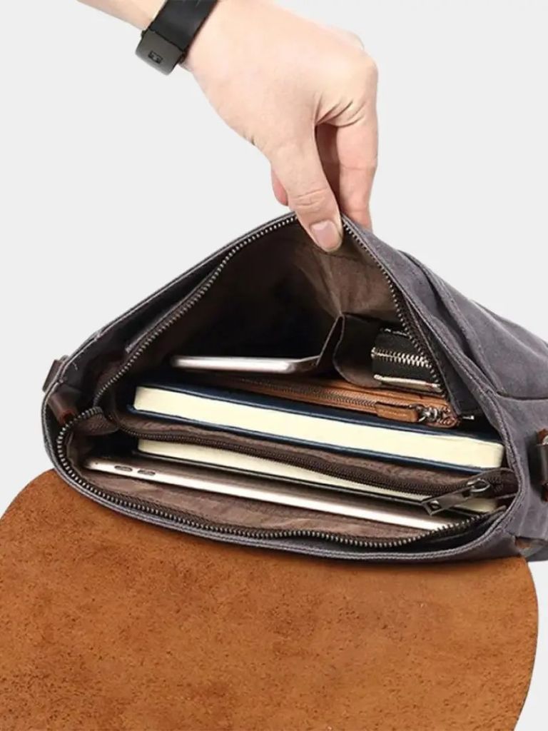 Windsor Messenger Shoulder Bag - Nordwr