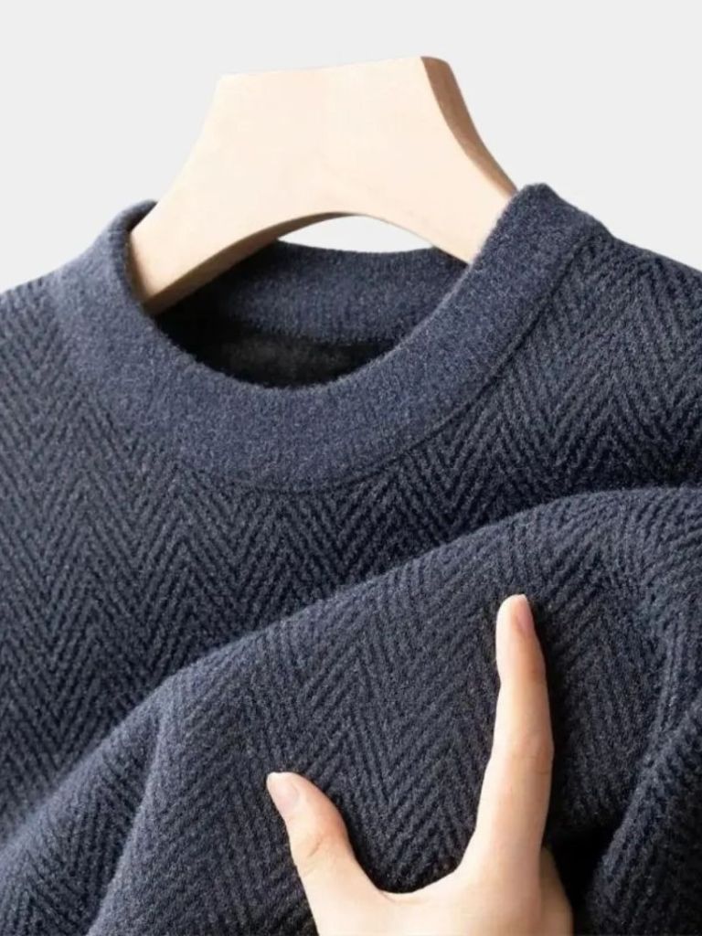Essential Wool Sweater - Nordwr